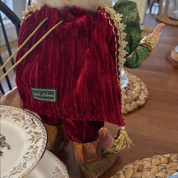 Mark Roberts Partridge in a Pear Tree Elf Medium - Picture 7 of 11